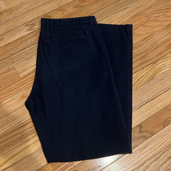 Banana Republic dress pants 👖 - Picture 2 of 4